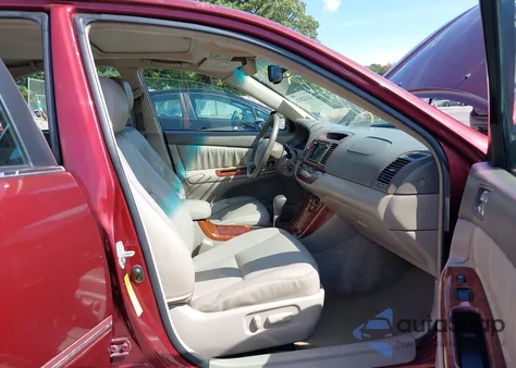 2006 Toyota Camry Xle V6 from USA, damaged, VIN 4T1BF30K36U118633